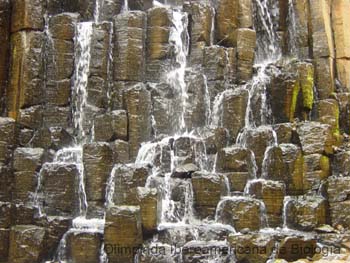 Prismas_basalticos_ 2_Roberto_Enrique_ Sierralta